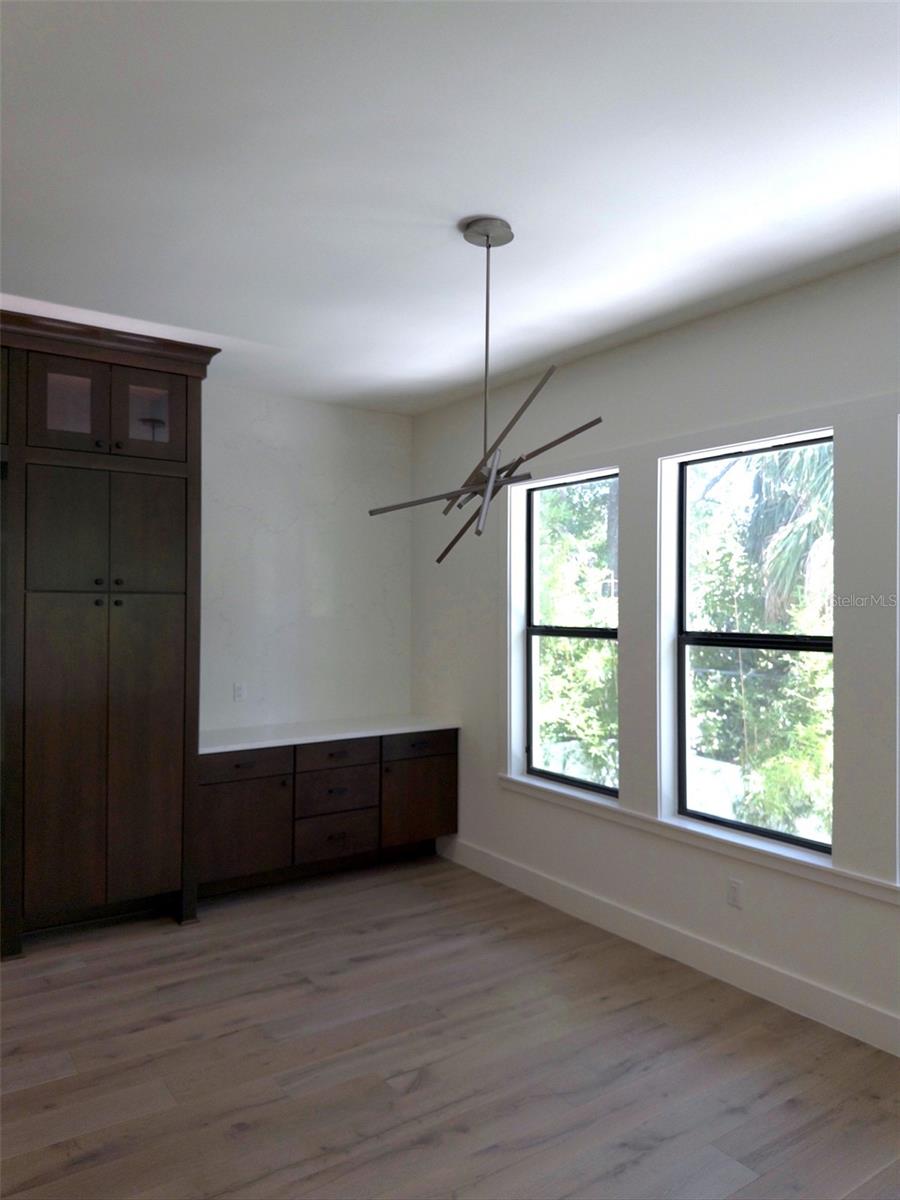 WEST SHORE CREST - Residential