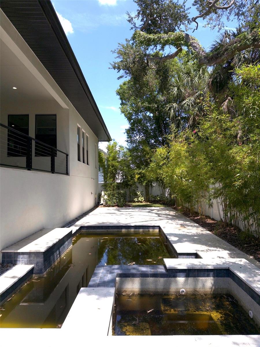 WEST SHORE CREST - Residential