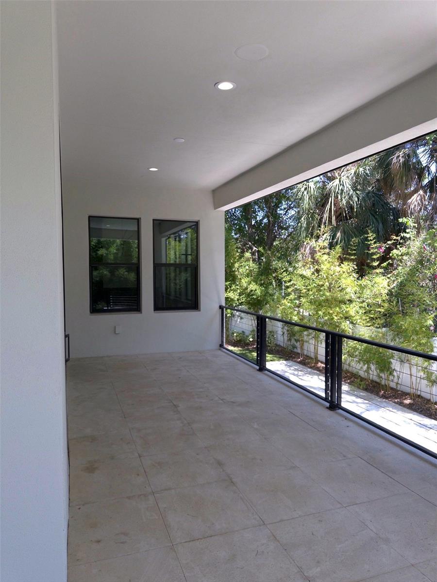 WEST SHORE CREST - Residential