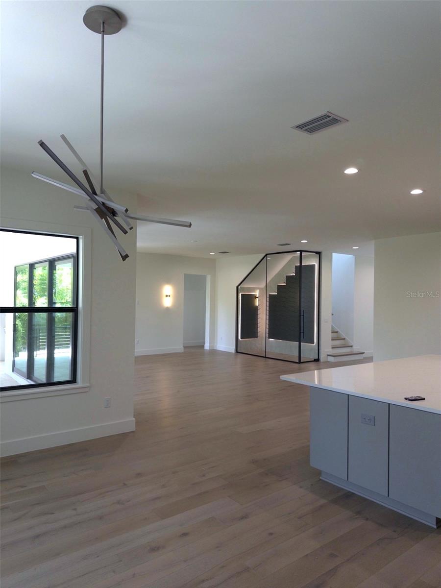 WEST SHORE CREST - Residential