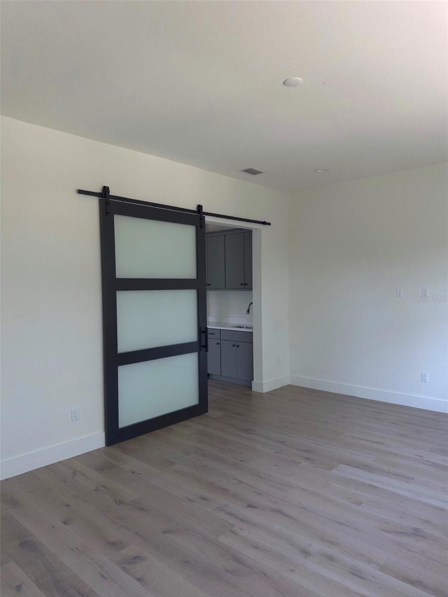 WEST SHORE CREST - Residential