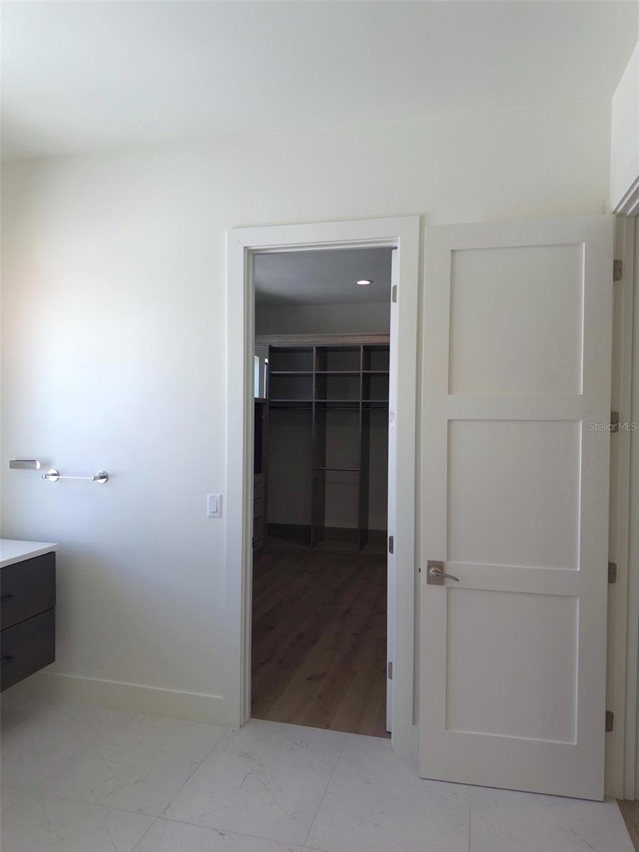 WEST SHORE CREST - Residential