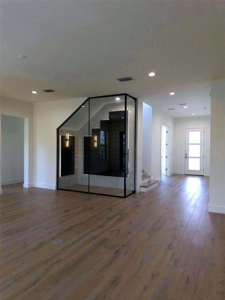 WEST SHORE CREST - Residential