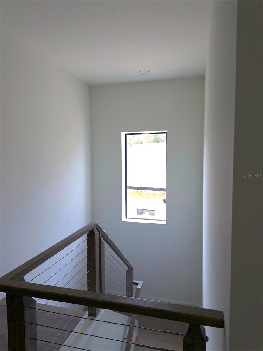 WEST SHORE CREST - Residential