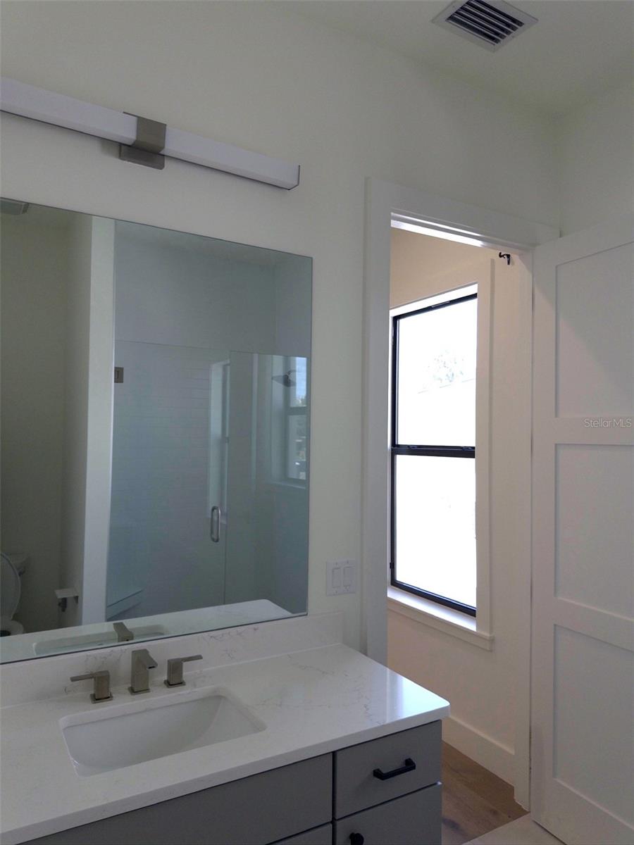 WEST SHORE CREST - Residential