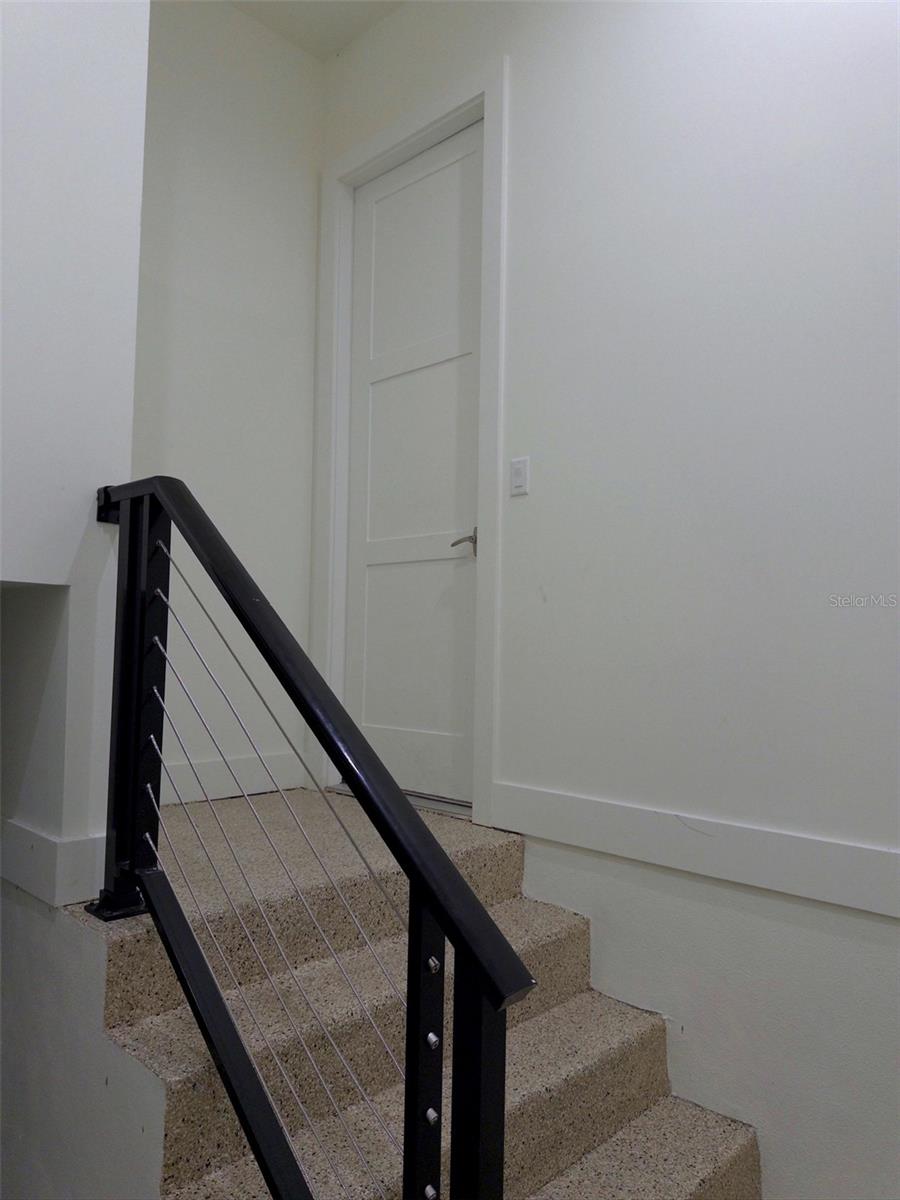 WEST SHORE CREST - Residential