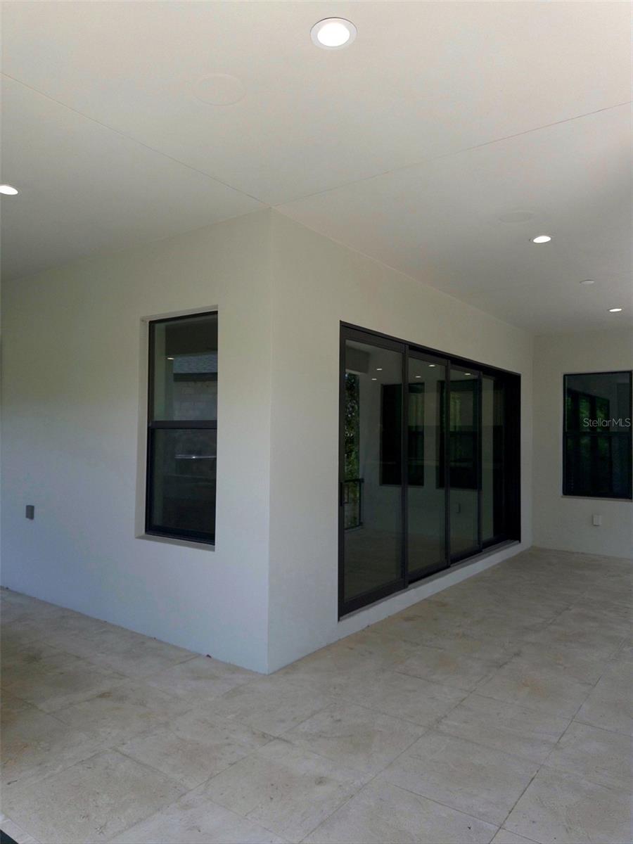 WEST SHORE CREST - Residential