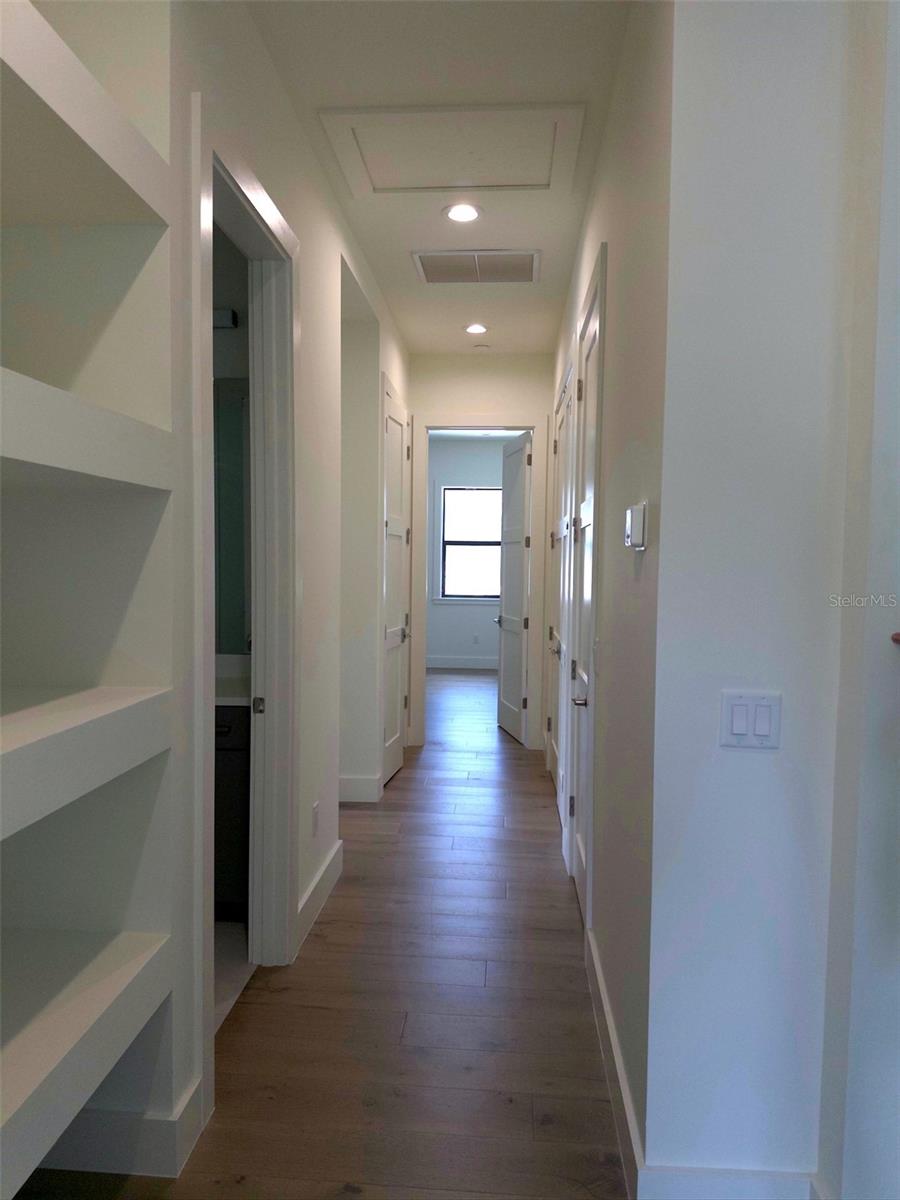 WEST SHORE CREST - Residential