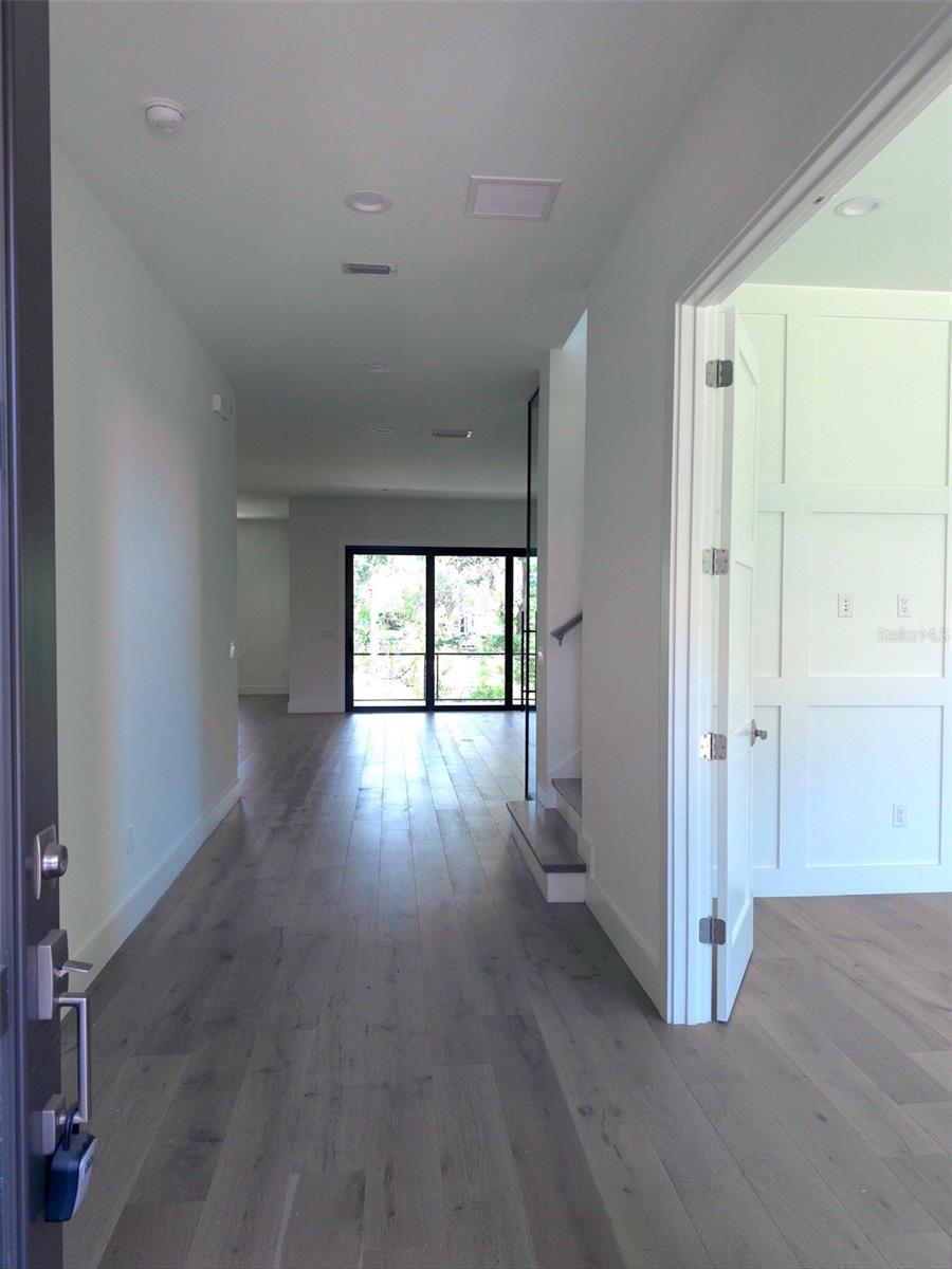 WEST SHORE CREST - Residential