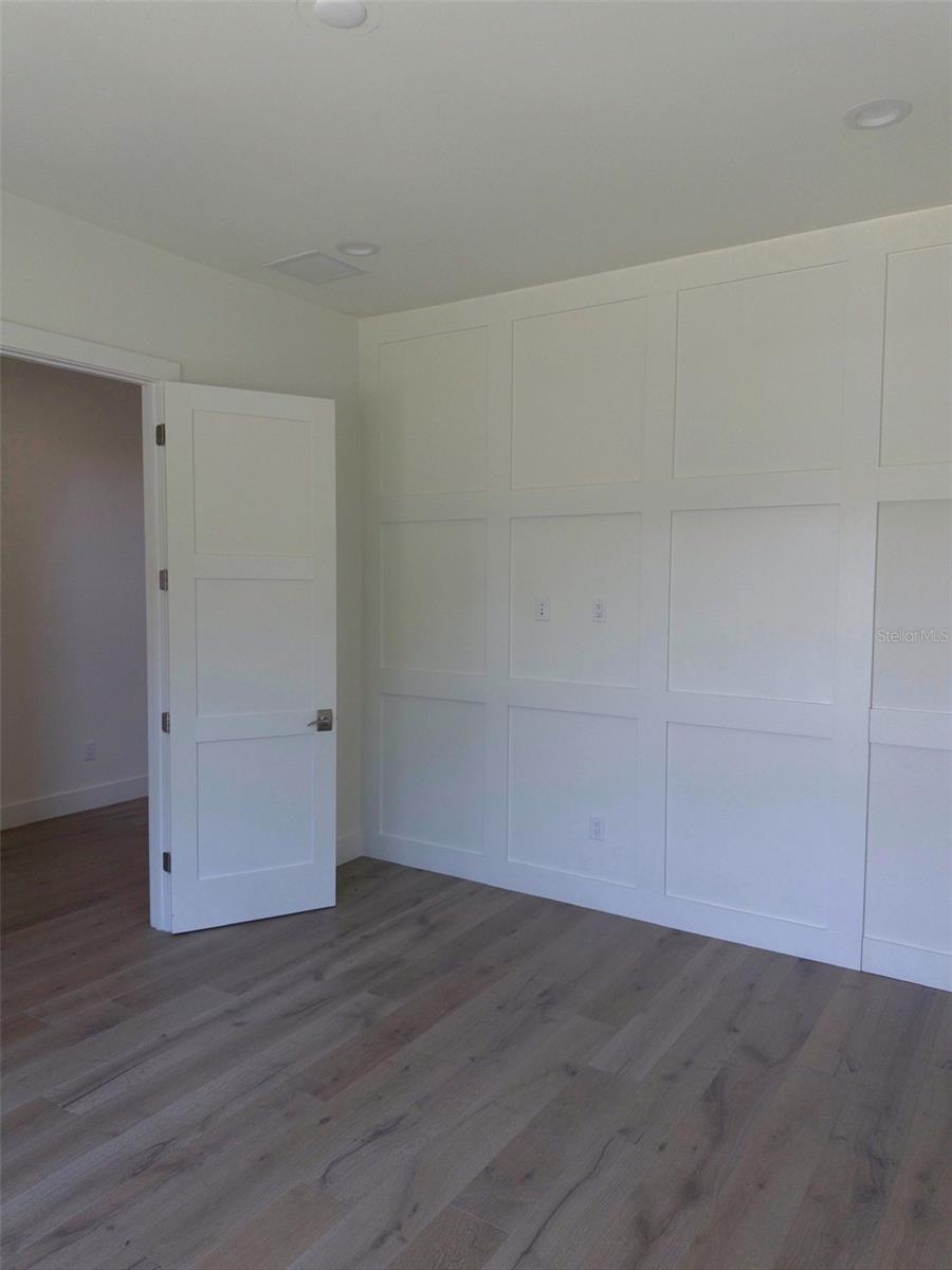 WEST SHORE CREST - Residential
