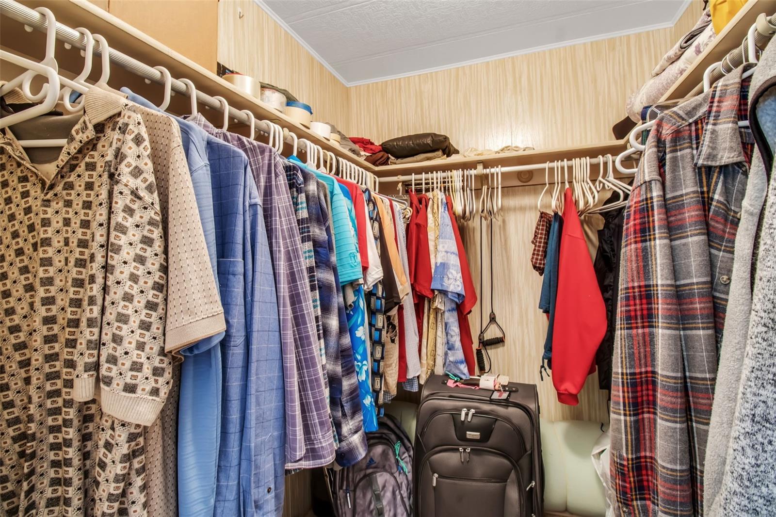 TERRA CEIA MANOR CO-OP - Residential