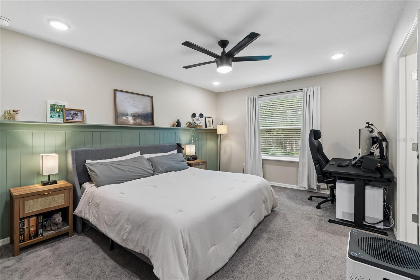LIVE OAK HILLS - Residential