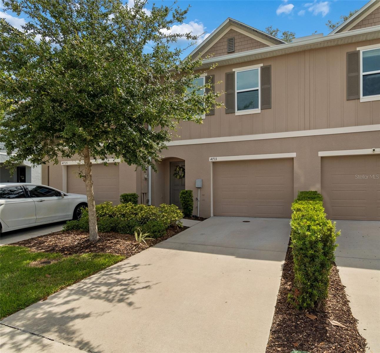LIVE OAK HILLS - Residential