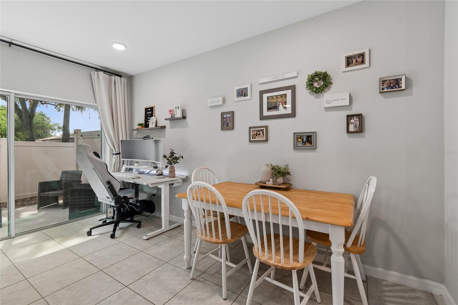 LIVE OAK HILLS - Residential