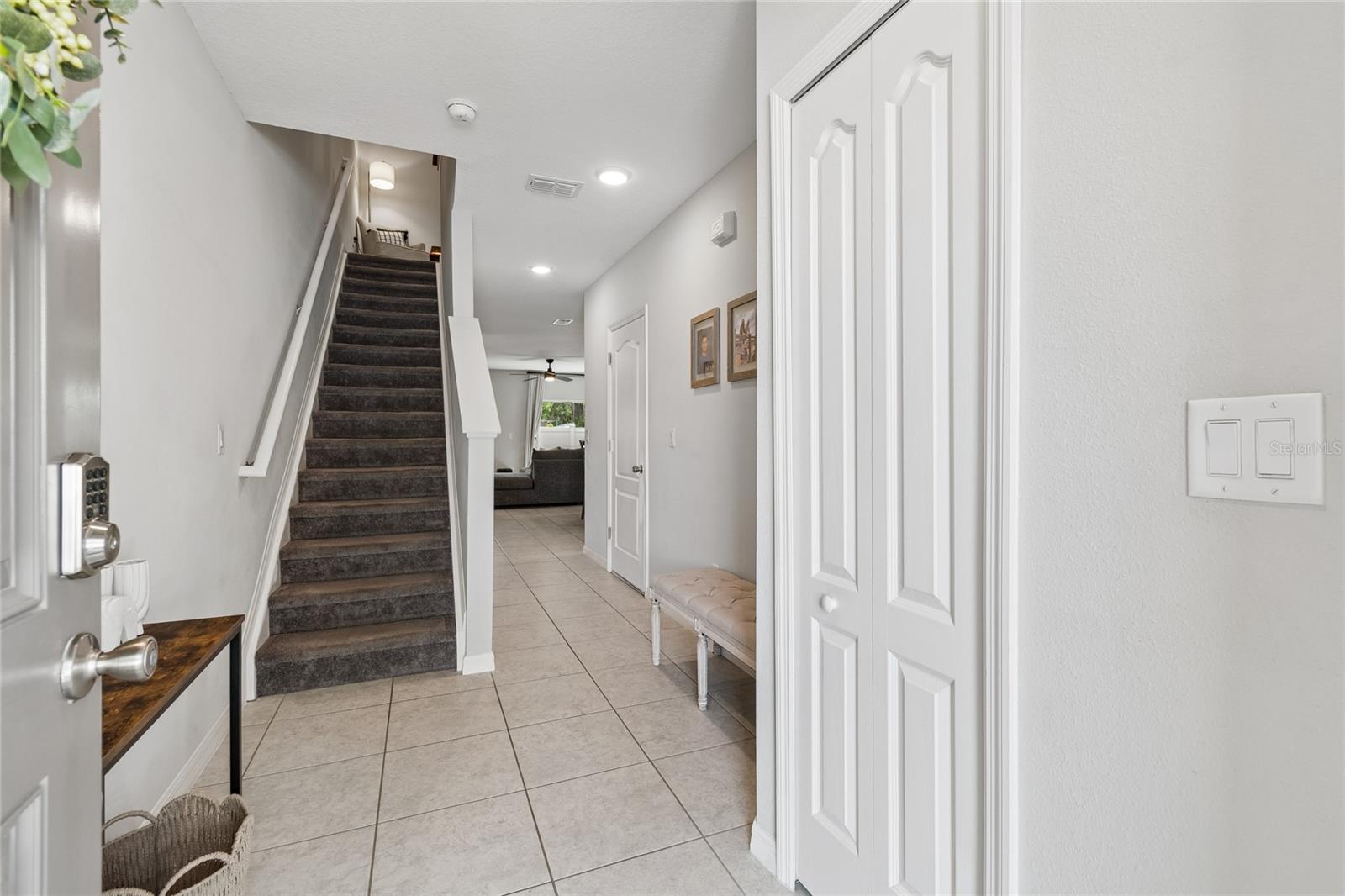 LIVE OAK HILLS - Residential