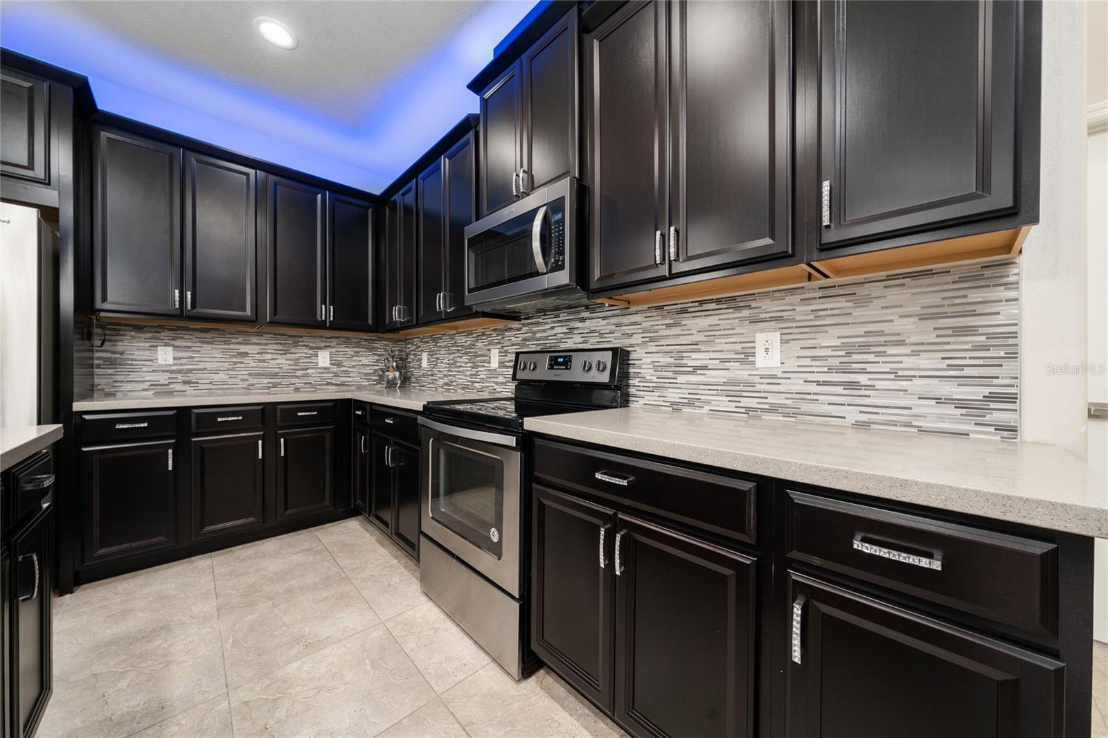 TAPESTRY PH 3 - Residential