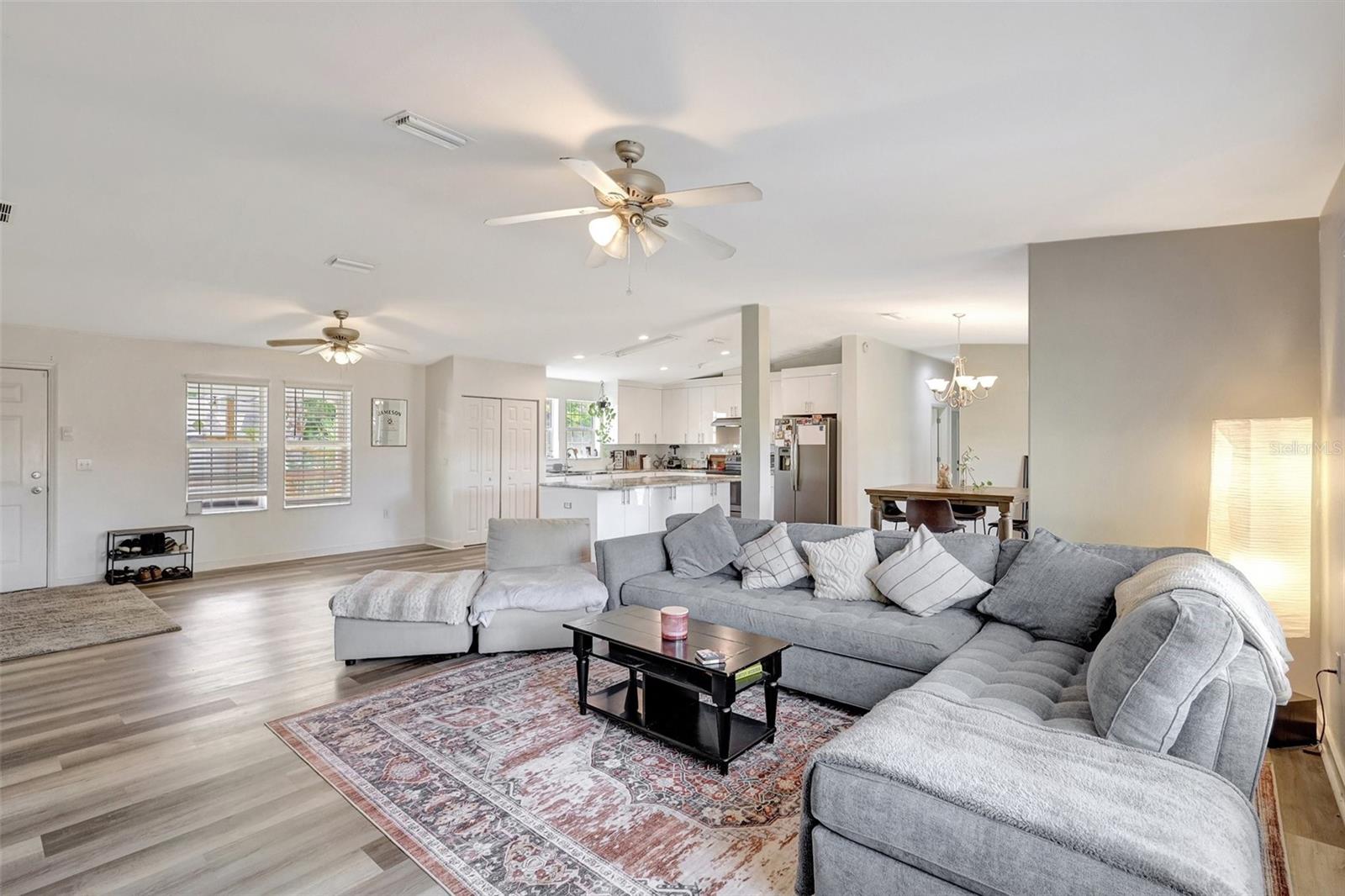 LORRAINE PARK - Residential