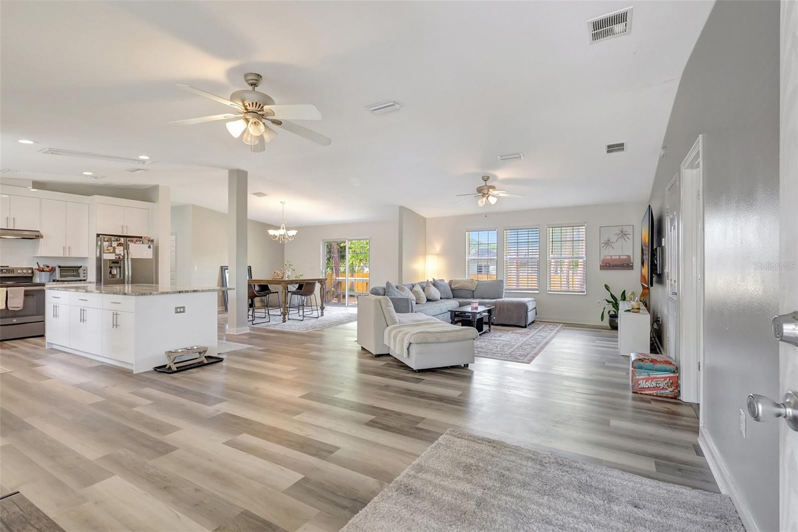 LORRAINE PARK - Residential