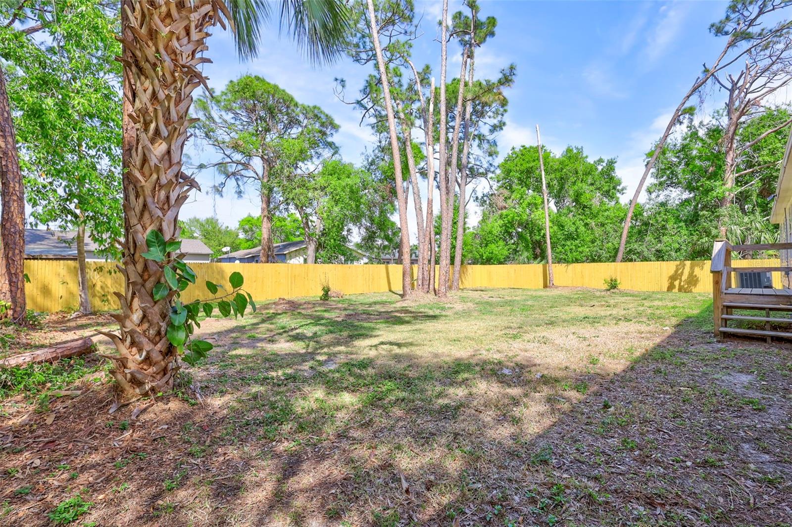 LORRAINE PARK - Residential