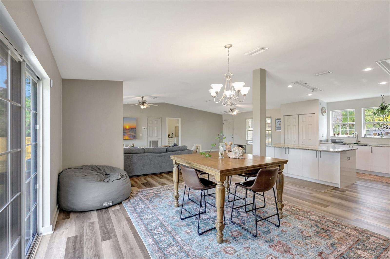 LORRAINE PARK - Residential