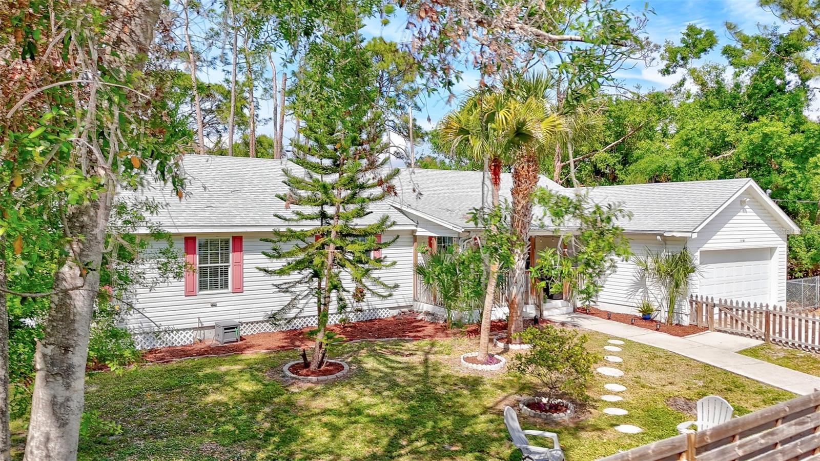 LORRAINE PARK - Residential