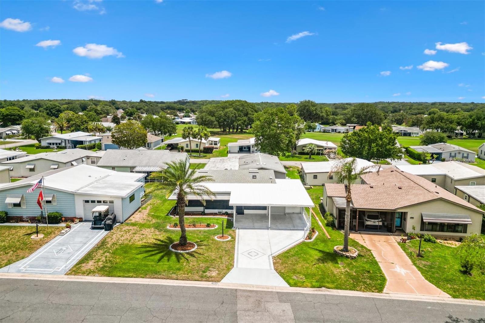LADY LAKE ORANGE BLOSSOM GARDENS UNIT 10 - Residential