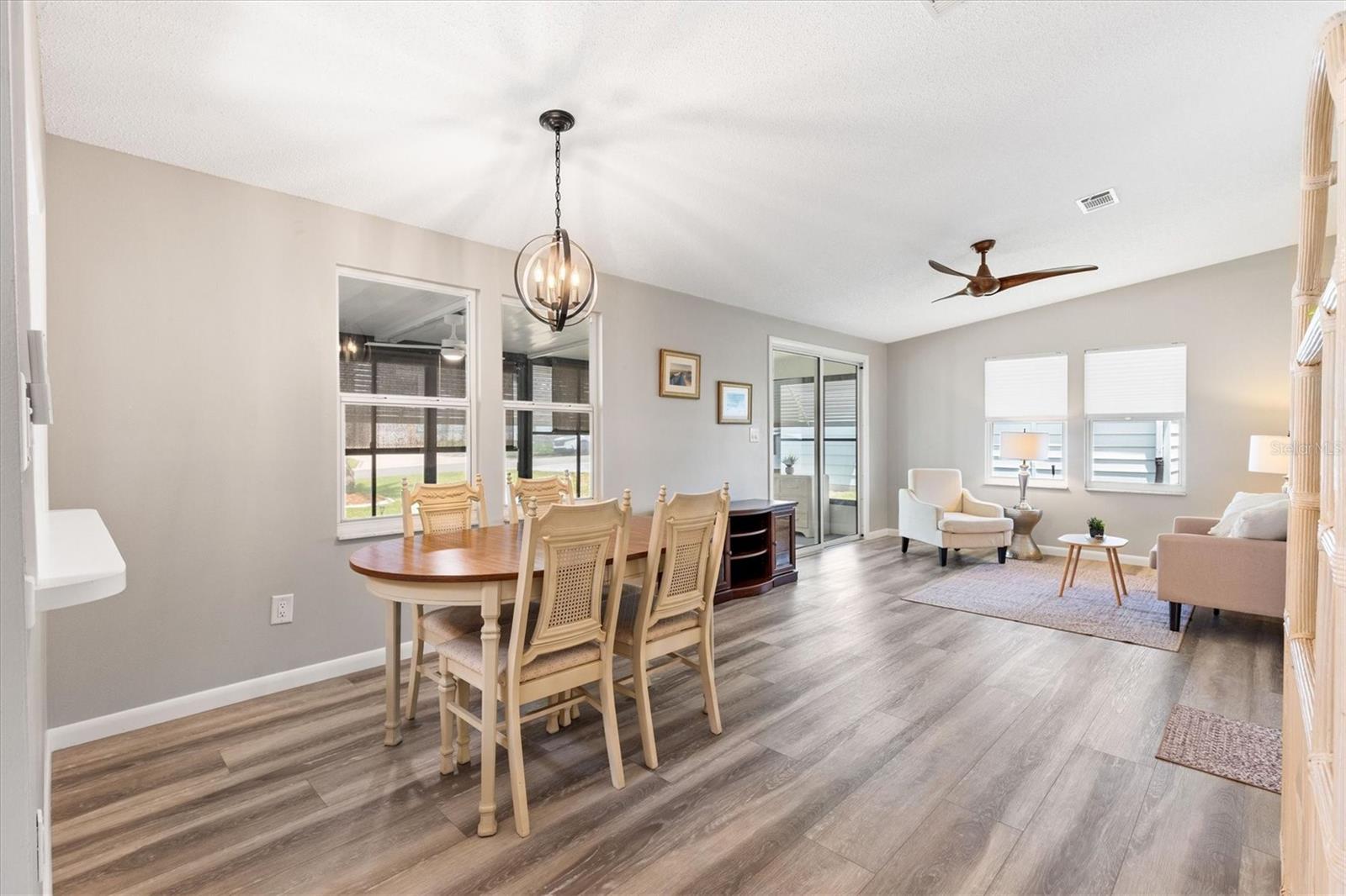 LADY LAKE ORANGE BLOSSOM GARDENS UNIT 10 - Residential