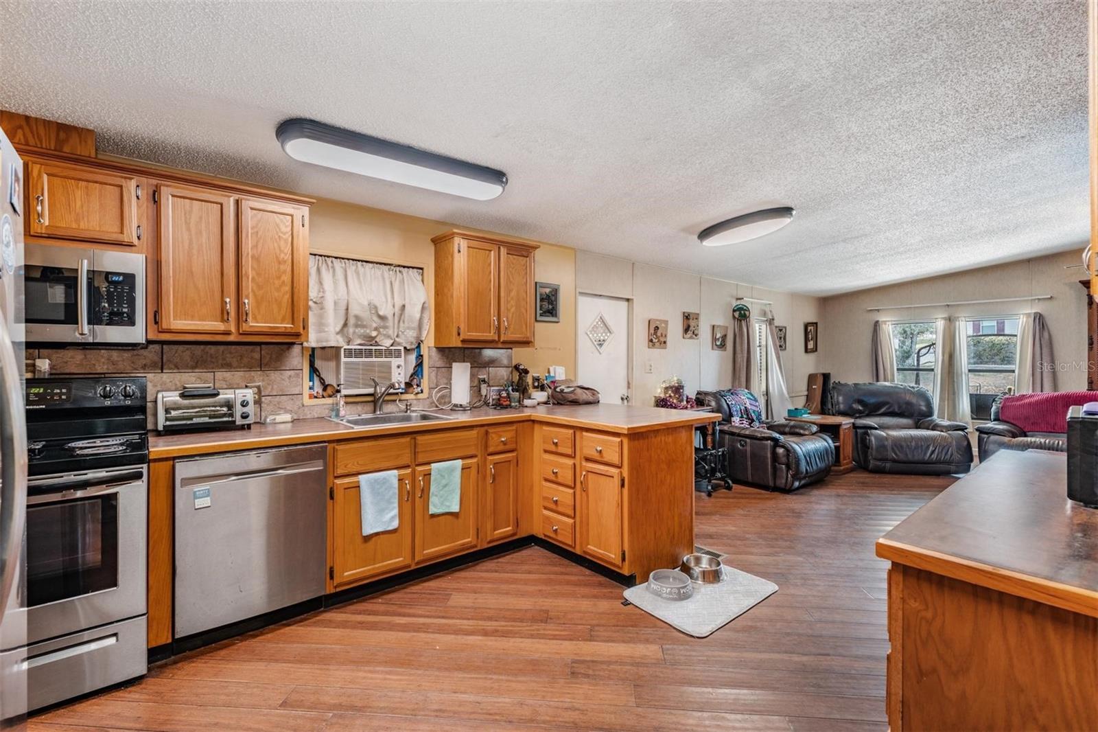 BROOKRIDGE COMM - Residential