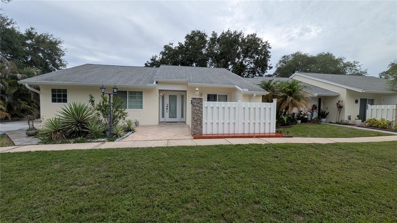Photo 1 of 29 — 4000 POINCIANA COURT, PALM HARBOR, FL 34684