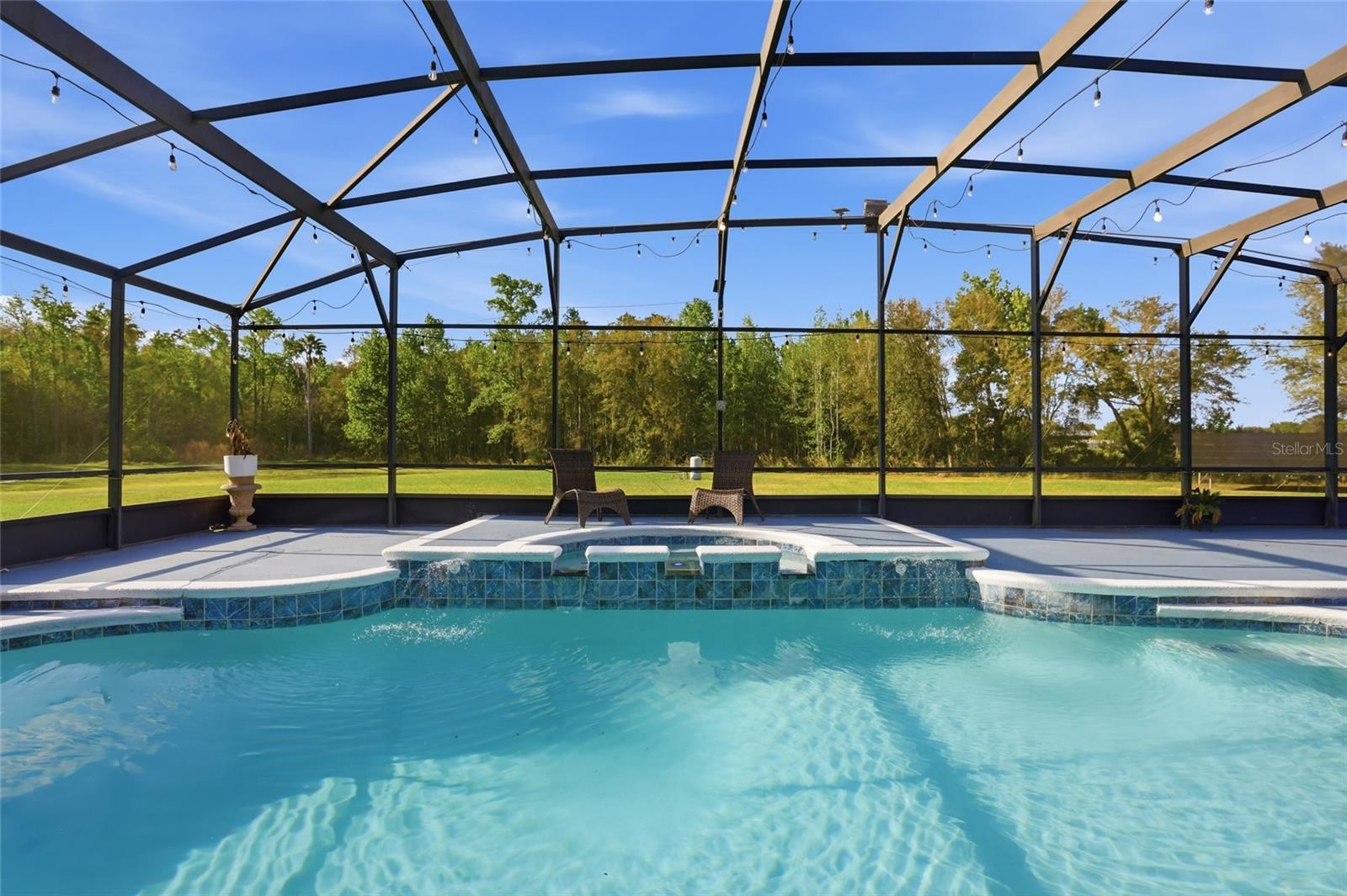 STEEPLECHASE - Residential