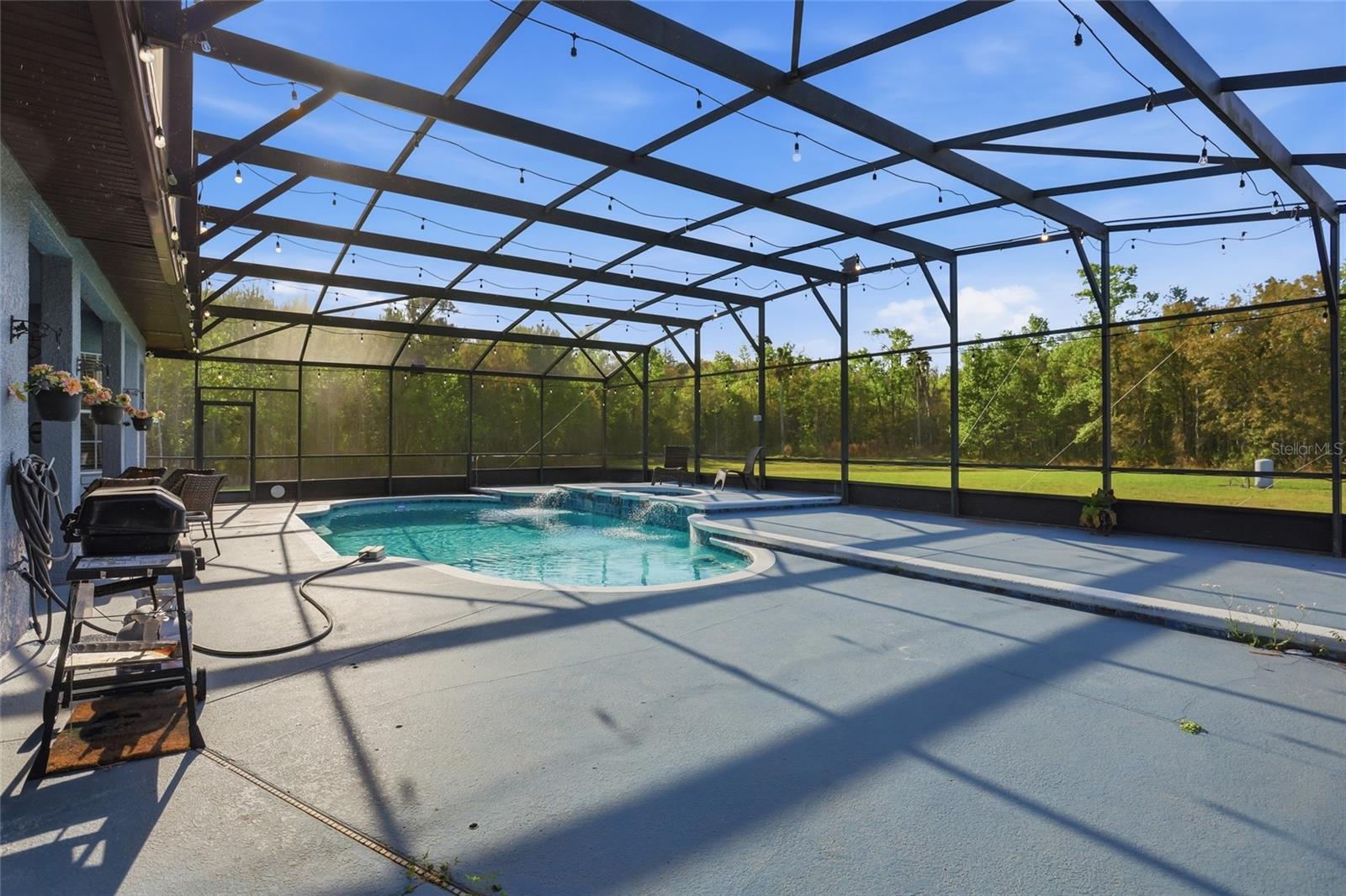 STEEPLECHASE - Residential