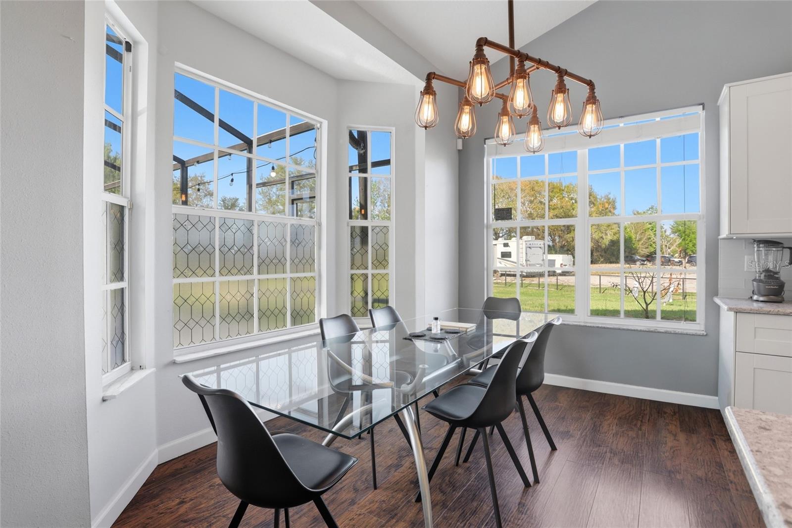 STEEPLECHASE - Residential