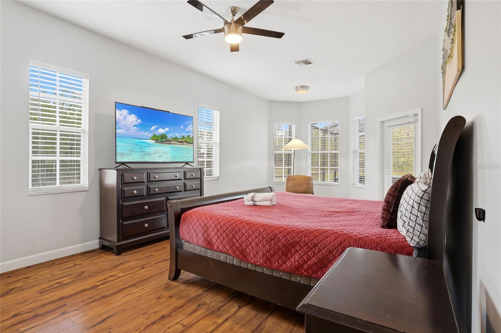 STEEPLECHASE - Residential