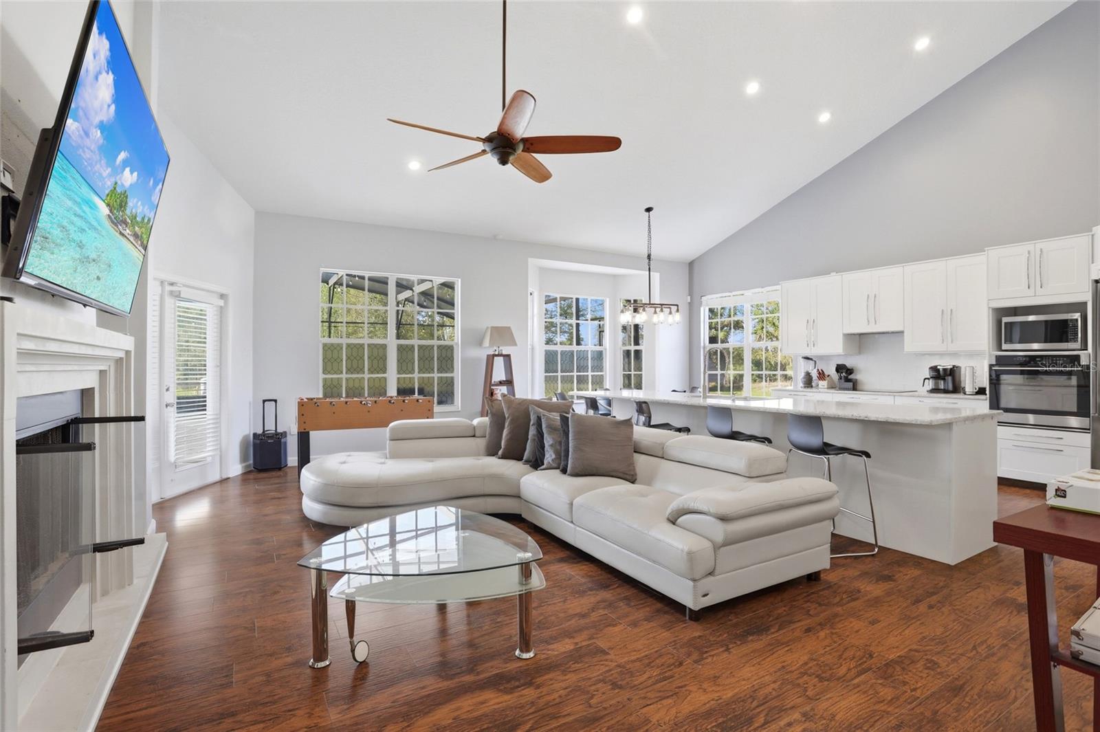 STEEPLECHASE - Residential