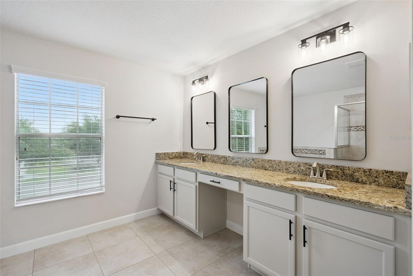 SIGNATURE LAKES PH 3B-4 3B-5 & 3 - Residential