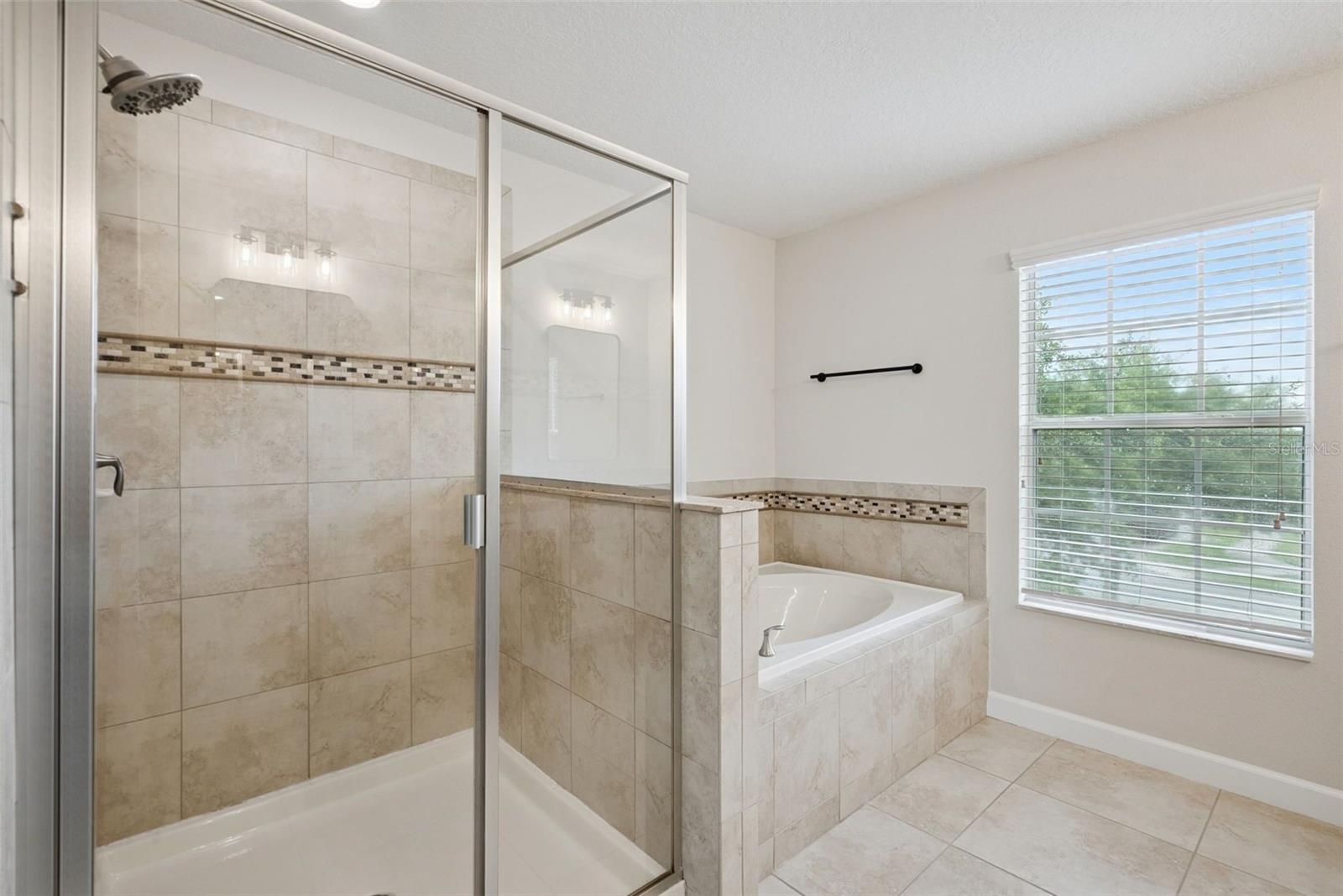 SIGNATURE LAKES PH 3B-4 3B-5 & 3 - Residential
