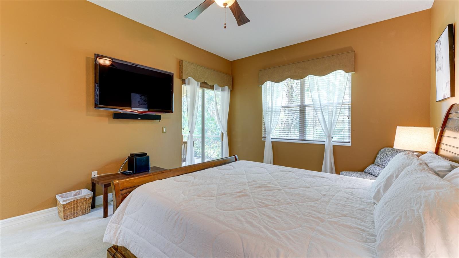 WATERLEFE GOLF & RIVER CLUB - Residential Lease