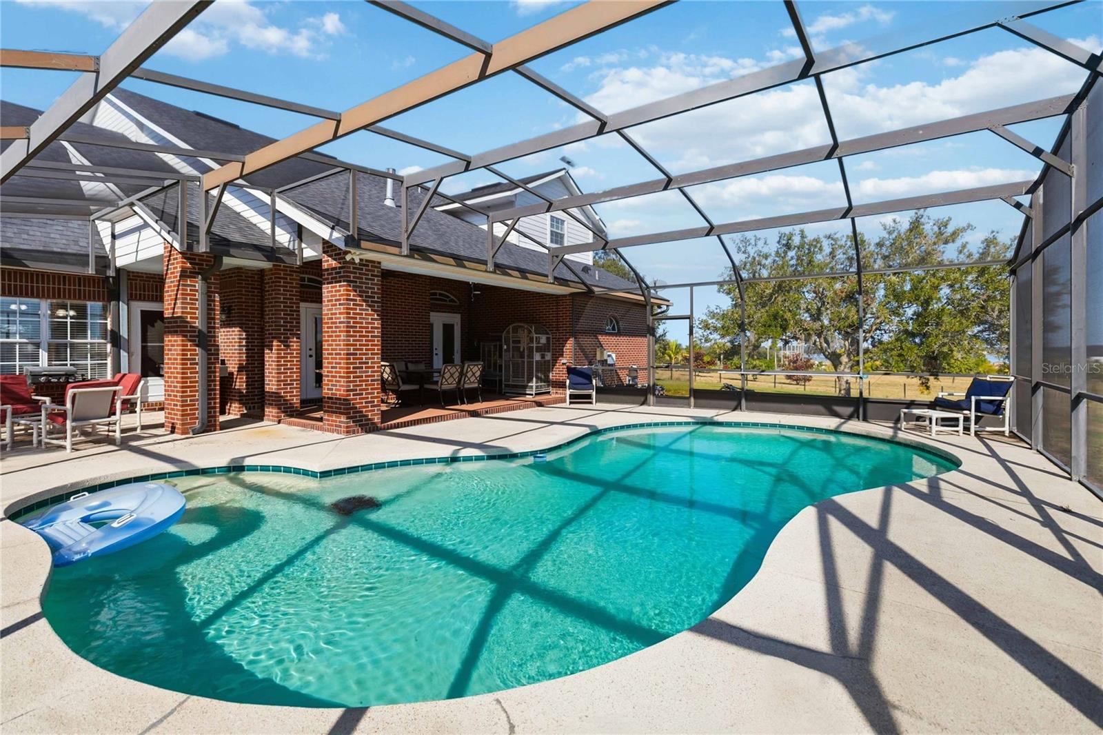 ACREAGE - Residential