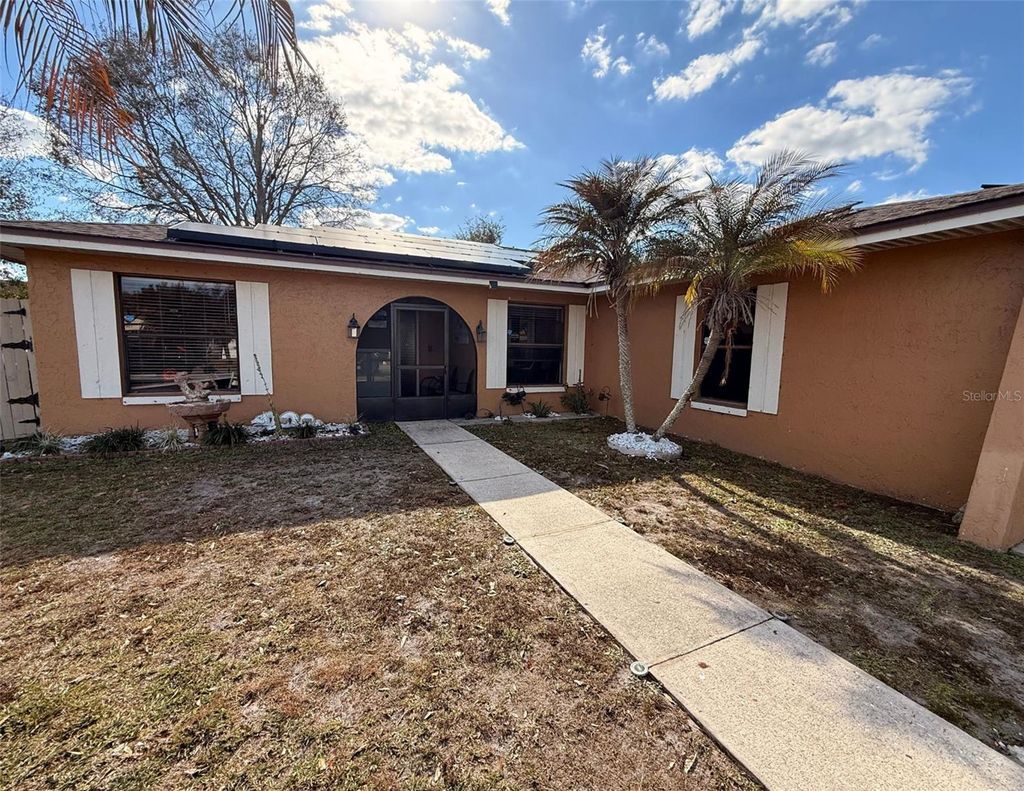 Photo of 637 Fresno Court, Kissimmee, FL 34758 (MLS # S5143129)