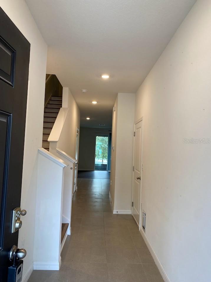 THE DISTRICT - Residential Lease