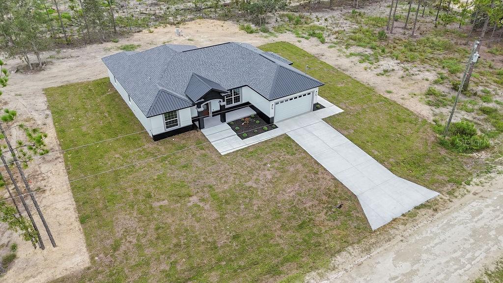 ROLLING HILLS - Residential