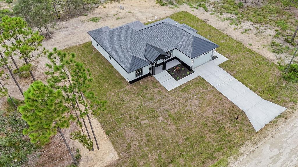 ROLLING HILLS - Residential