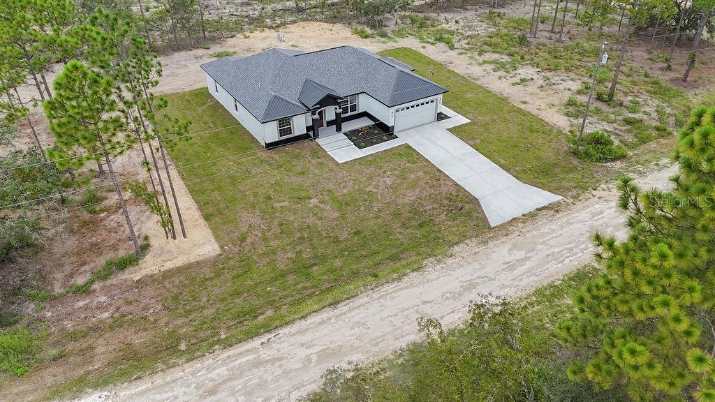 ROLLING HILLS - Residential