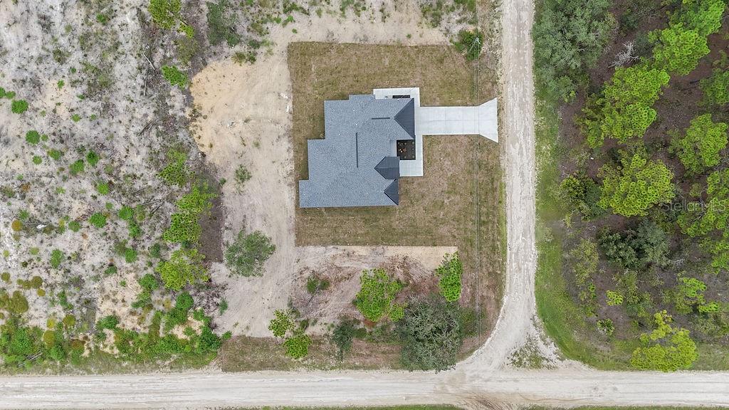 ROLLING HILLS - Residential