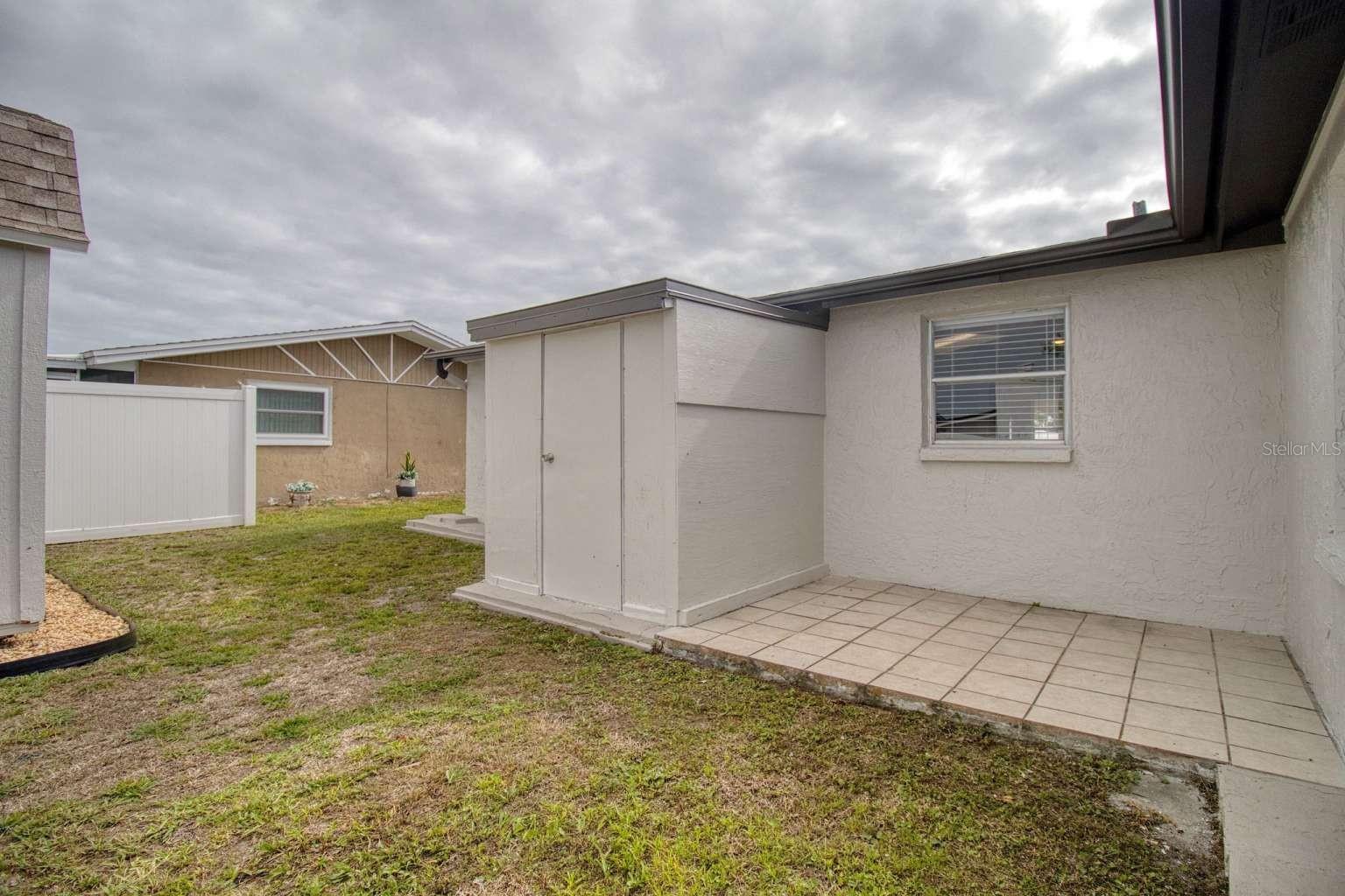 EMBASSY HILLS - Residential