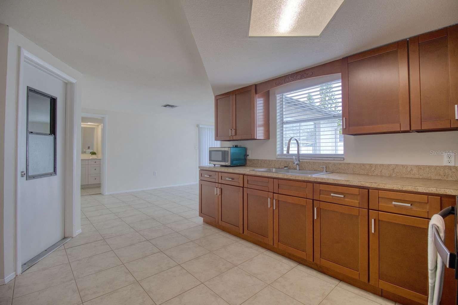 EMBASSY HILLS - Residential