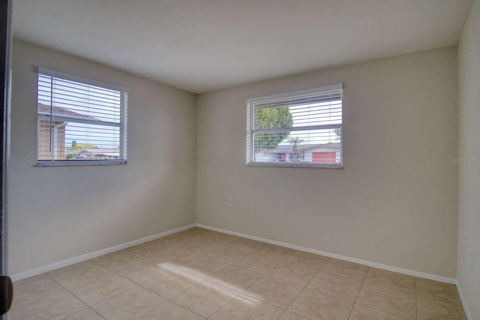 EMBASSY HILLS - Residential