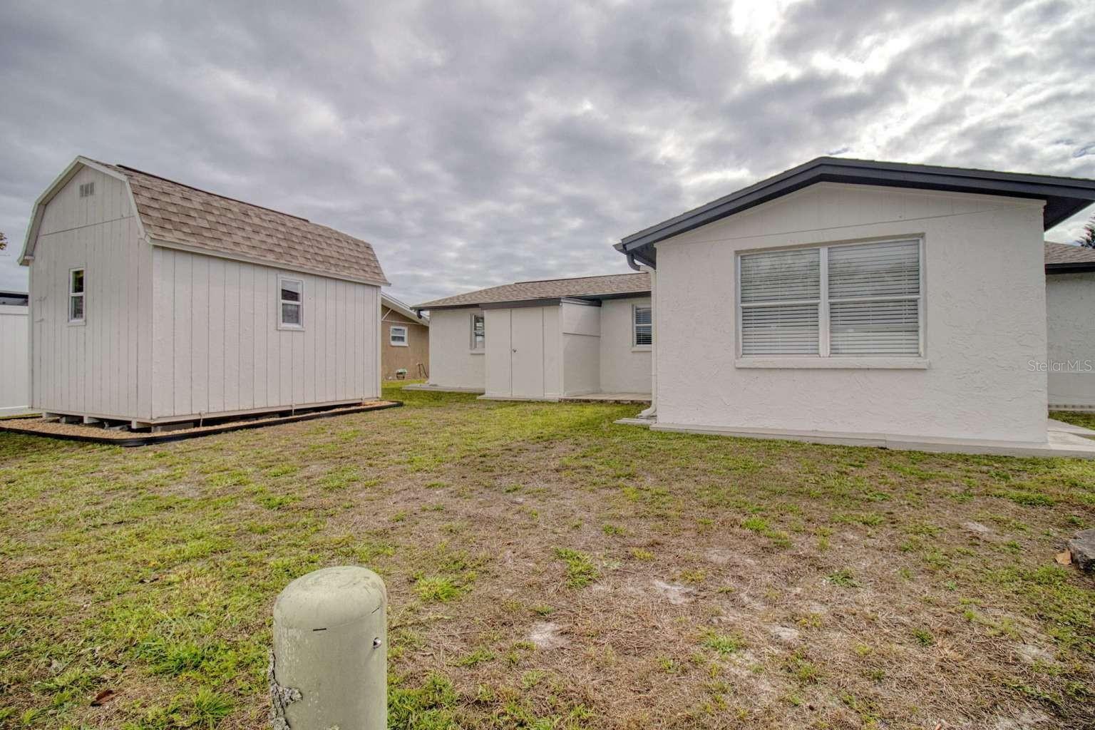 EMBASSY HILLS - Residential