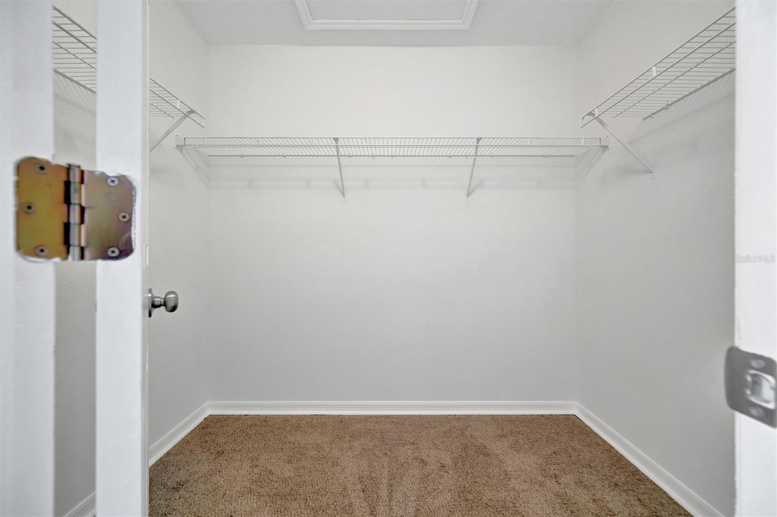 VALRICO HEIGHTS ESTATES - Residential