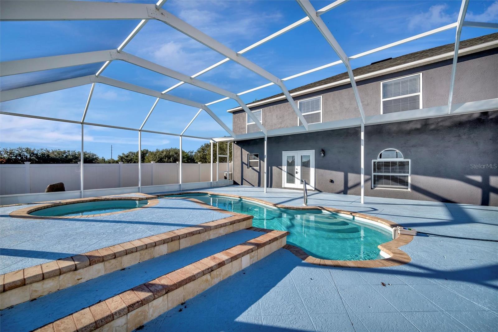 VALRICO HEIGHTS ESTATES - Residential